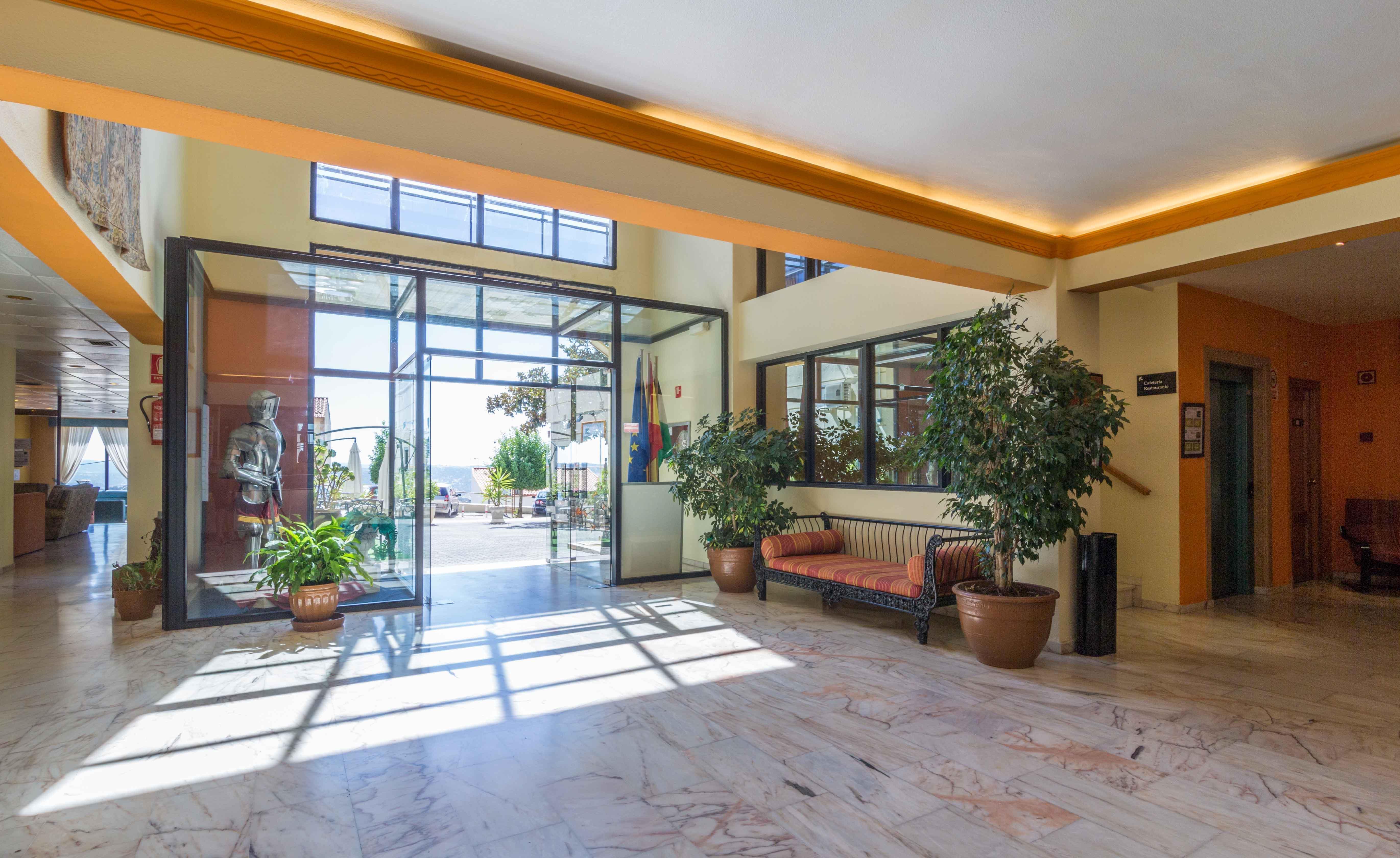 Hotel Los Templarios Jerez De Los Caballeros Extérieur photo